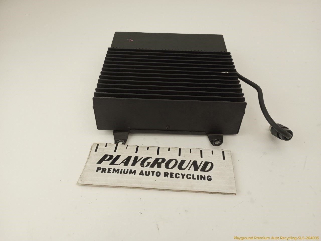 Jaguar XK8 XKR CONVERTIBLE Audio Equipment Radio Stereo Amplifier Fits 2005-2006