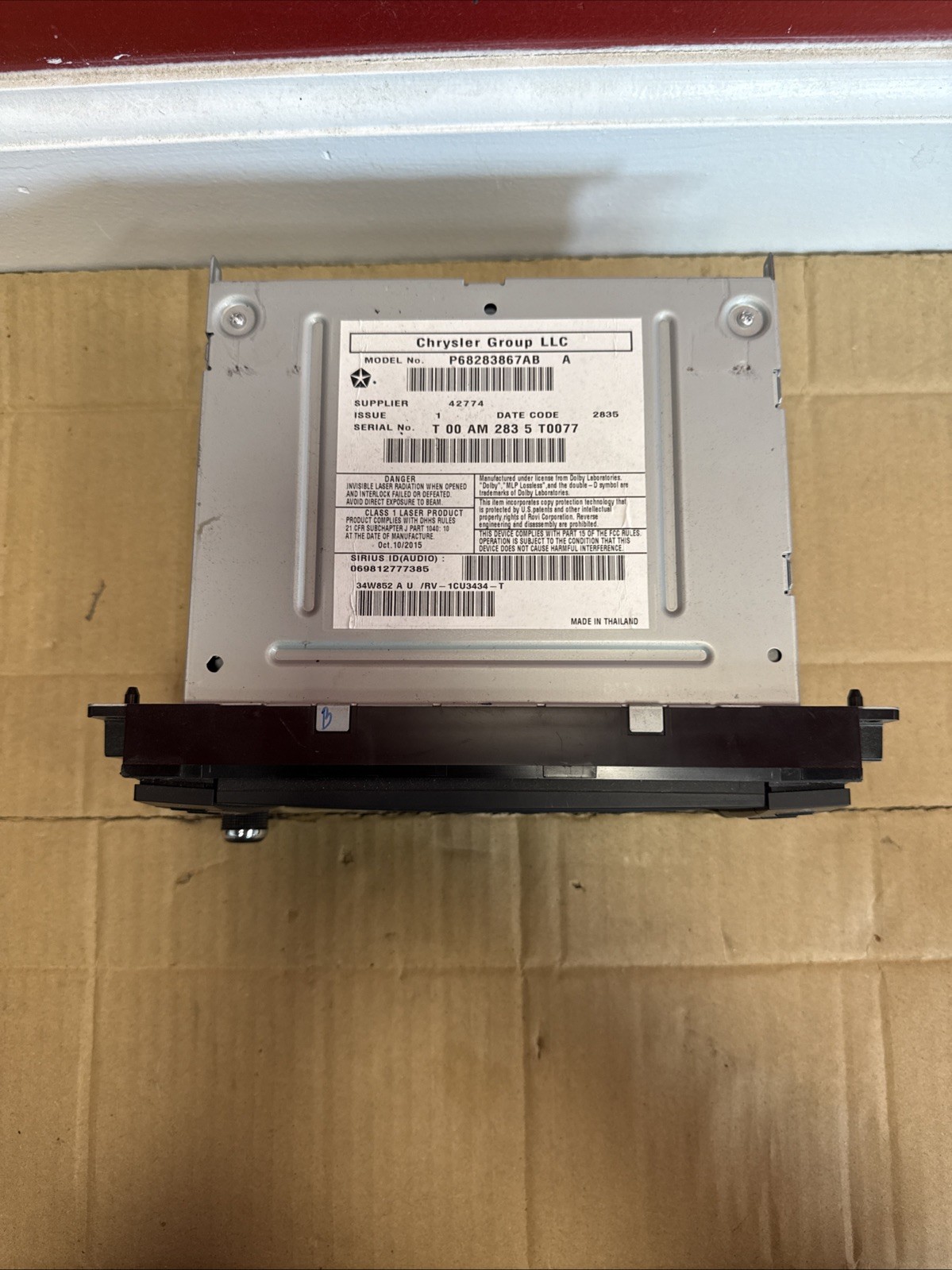 2011-2018 Jeep Wrangler OEM RHB Radio Display And Receiver Assembly