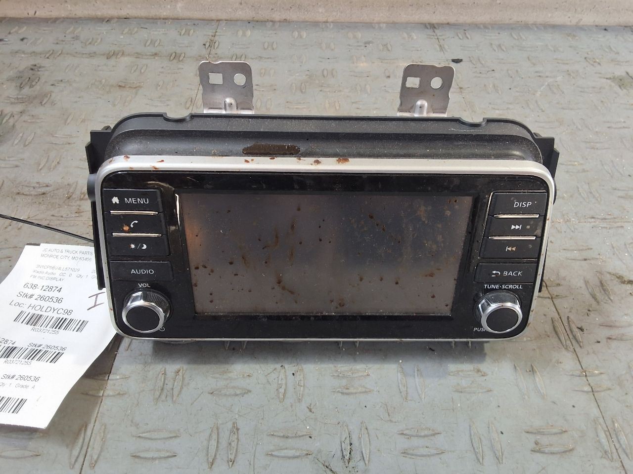 2018-2020 Nissan Kicks S Radio Display and Receiver