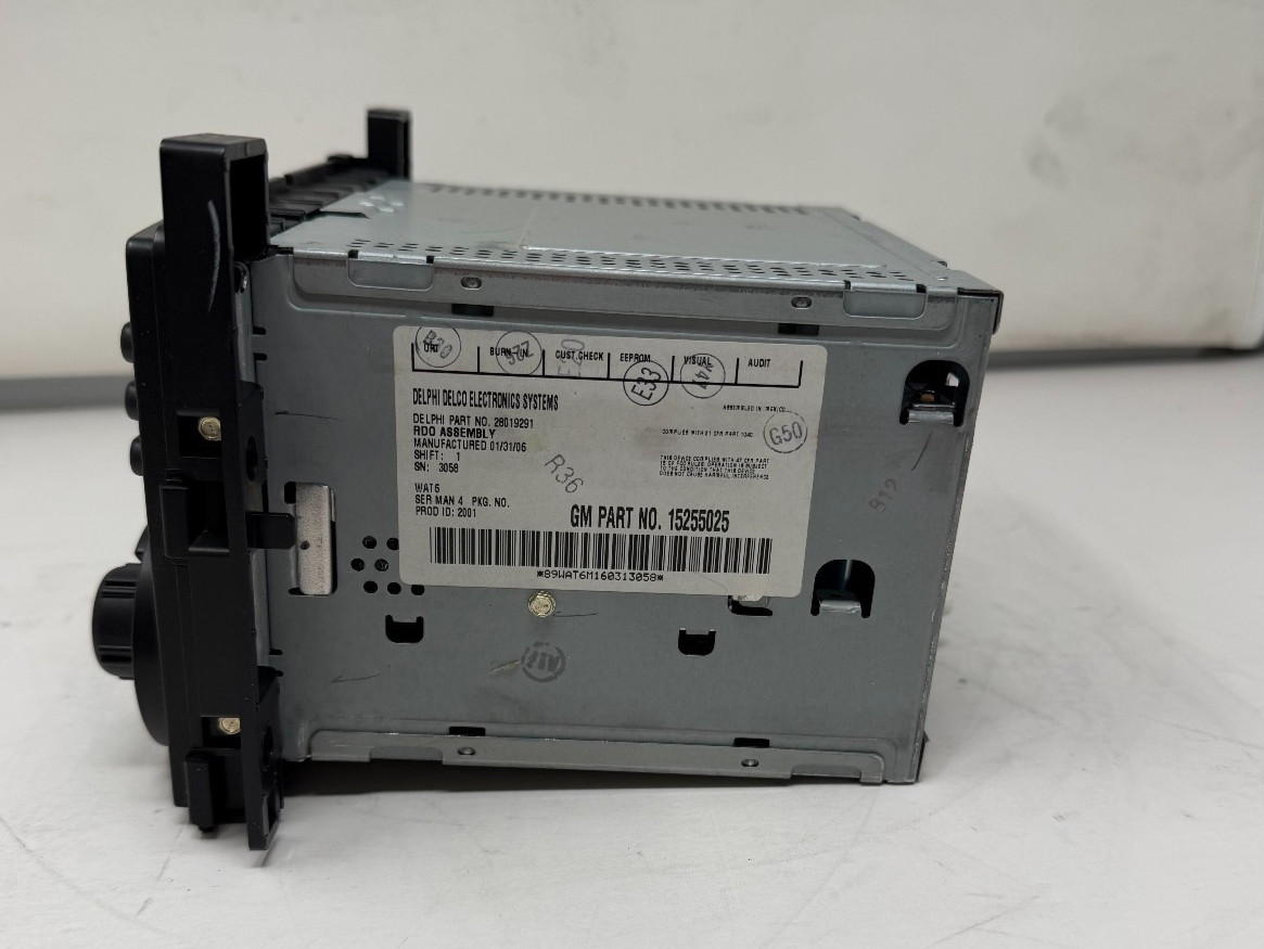 NEW 15255025 OEM GM CHEVROLET MALIBU AM FM CD RADIO W/ FREE SHIPPING