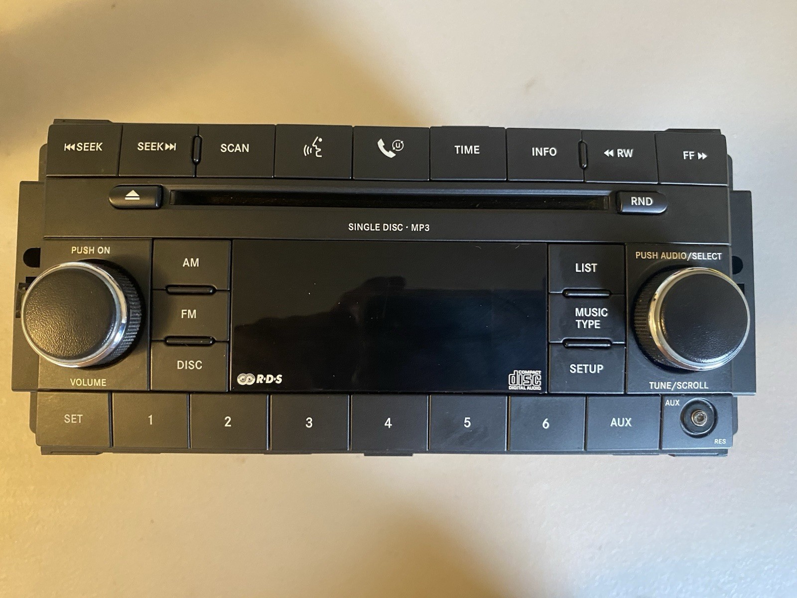 07 Dodge Nitro Radio P05107095AJ