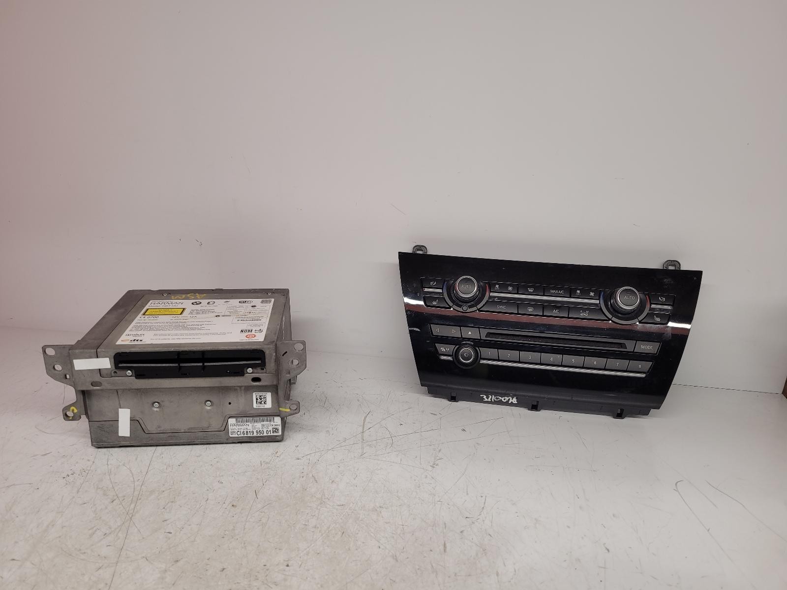 BMW X6 F16 2016 RADIO STEREO HEAD UNIT CD 65126826790