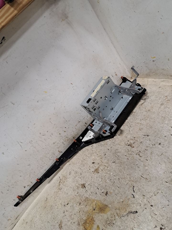 2018 Camry Stereo Radio Display & Receiver,8614033380 Sku#4359532