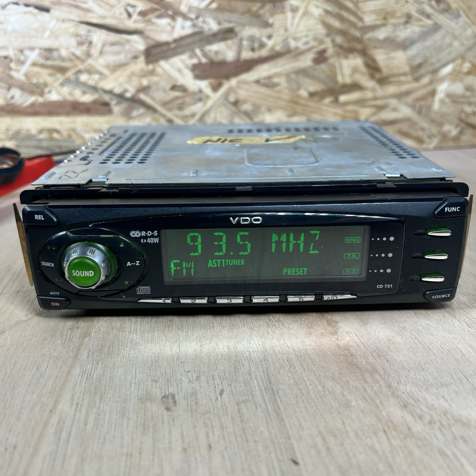 Vdo Cd 721 Vdo Cd721 Original Car Radio Stereo Green Working Unit