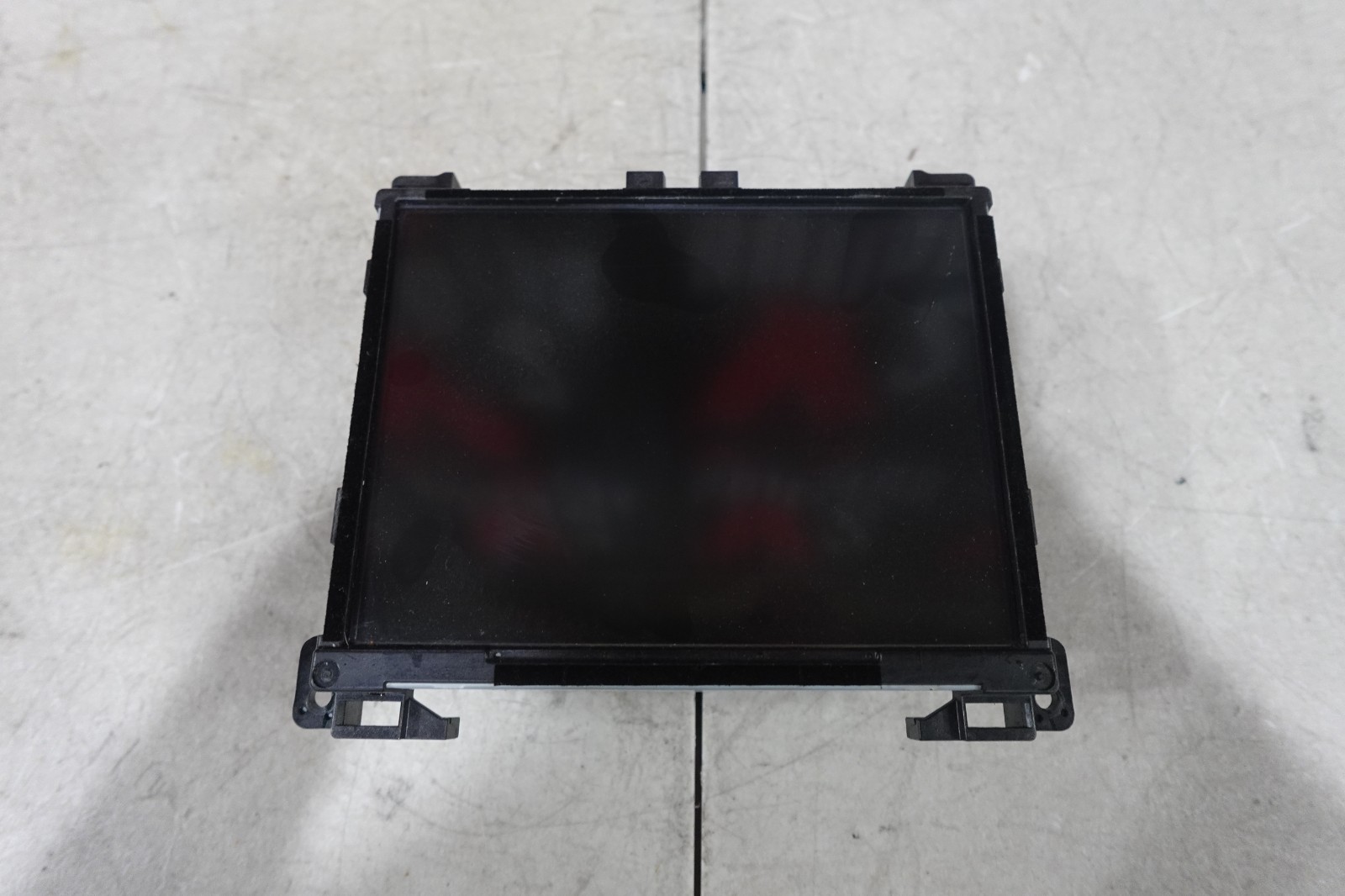 2015-2017 CHRYSLER 300 8.4″ UCONNECT TOUCH SCREEN DISPLAY #101863-86E
