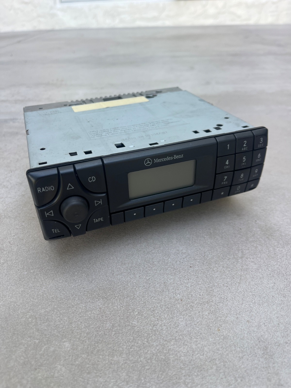 Becker Stereo Radio BE6003 – Mercedes-Benz P/N A2088201486 – Used with Code