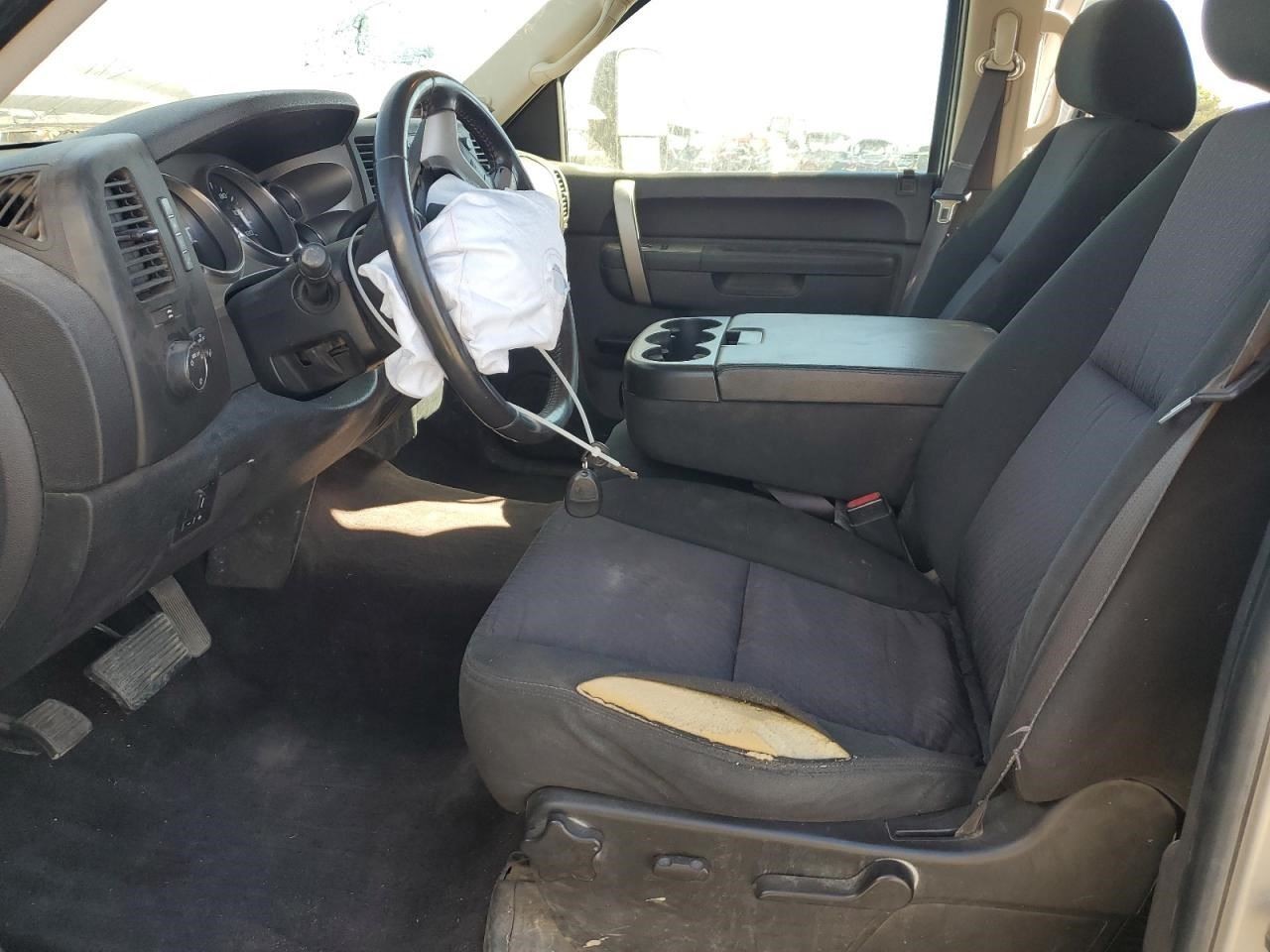 Audio Equipment Radio AM-FM-CD-MP3-USB Fits 11-21 EXPRESS 2500 VAN 2257799