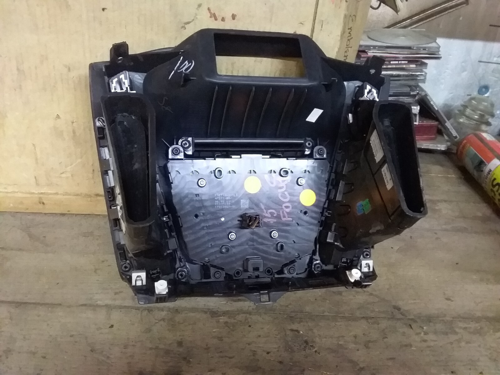 2015-2016 FORD FOCUS RADIO CD PLAYER NON NAVIGATION-NON NON SATELLITE 2015-2016