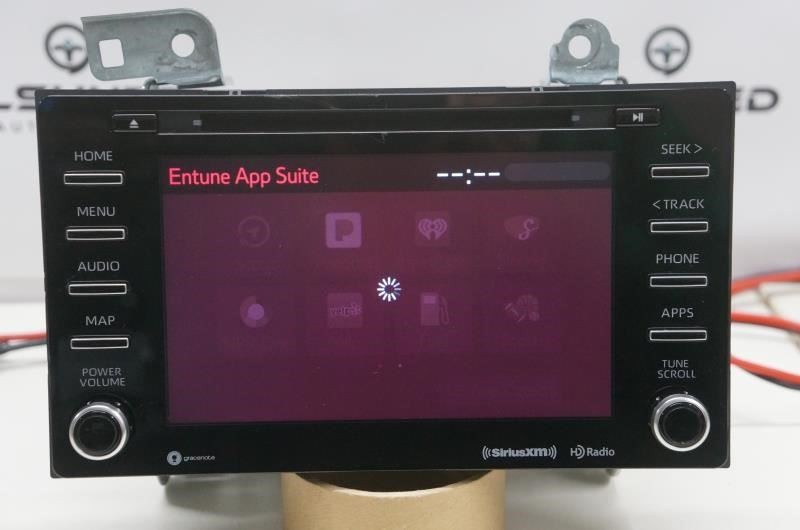 2020 Toyota Sienna Audio CD Screen Display Radio Receiver 86140-08170 OEM