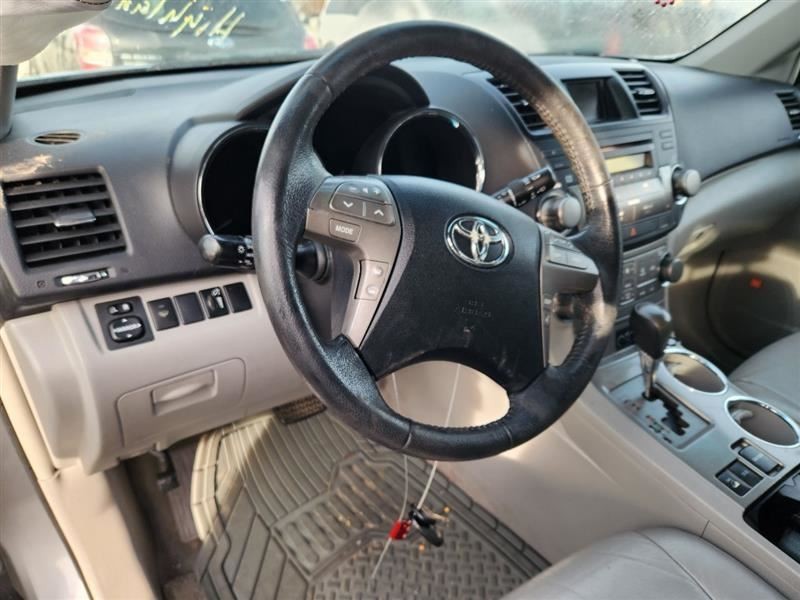 2009-2010 Toyota HIGHLANDER Upper Dash Mounted Information Display Screen