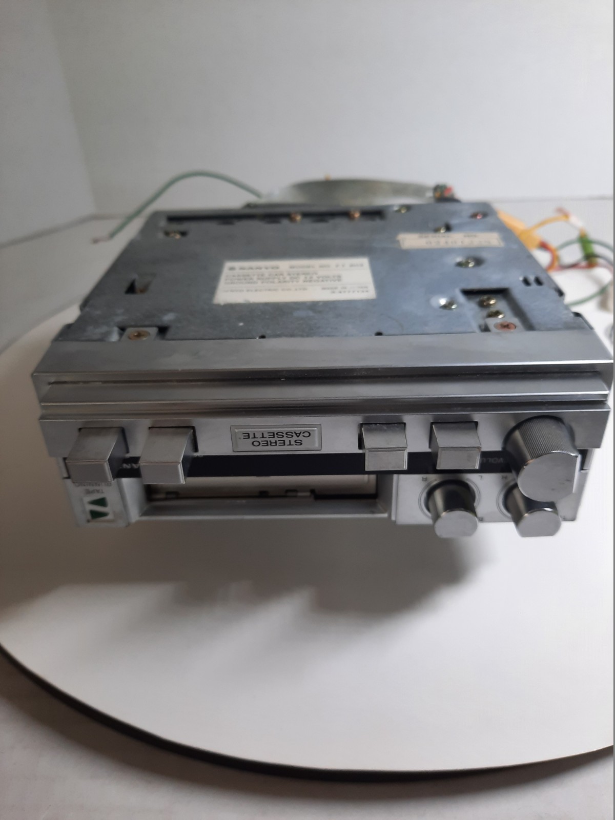Vtg Sanyo FT-802 Auto Reverse Under Dash Cassette Player TESTED Original Owner