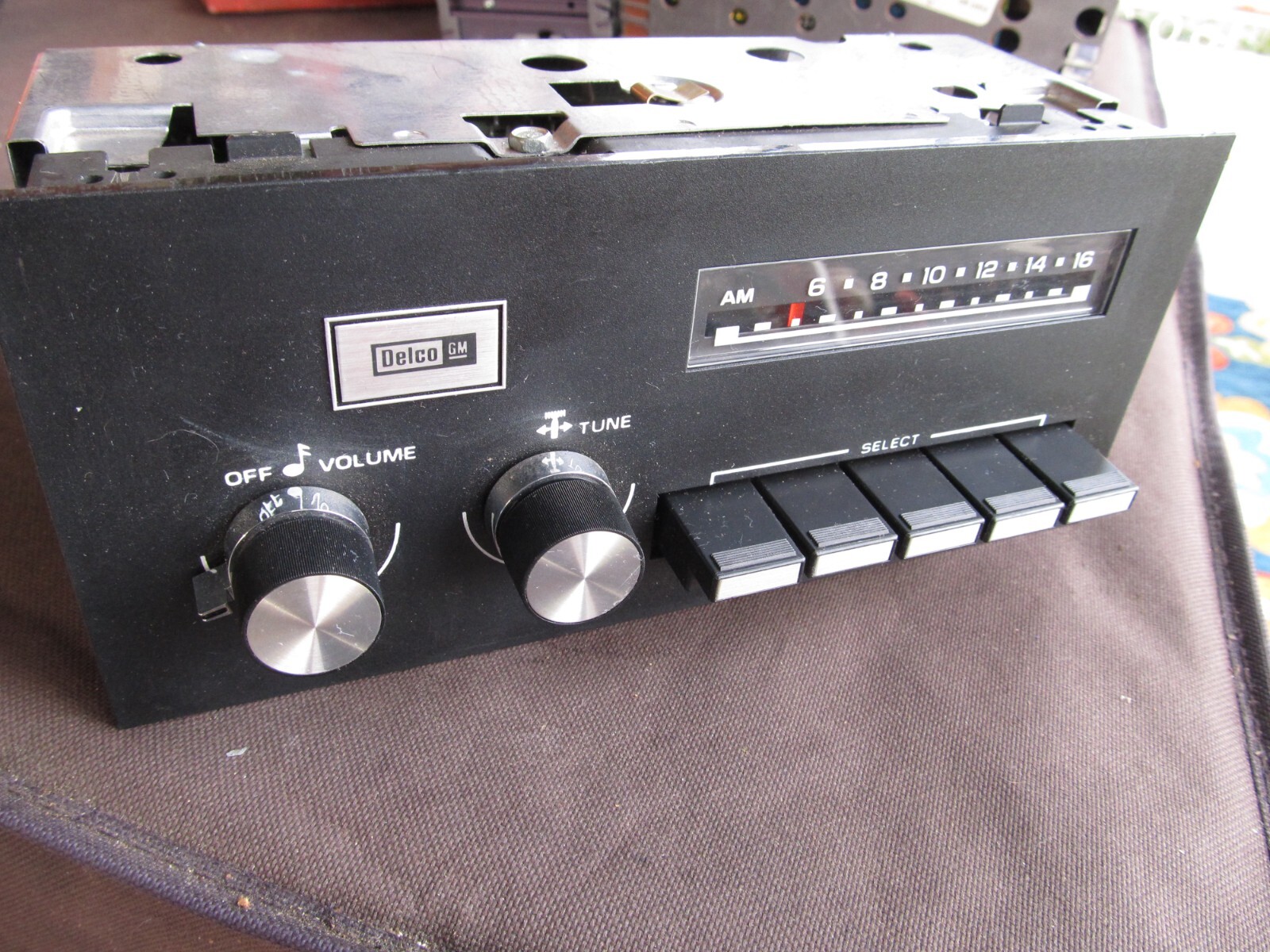 16018430 GM General Motors AC DELCO # 00997314 AM RADIO EARLY TAKE OFF OE