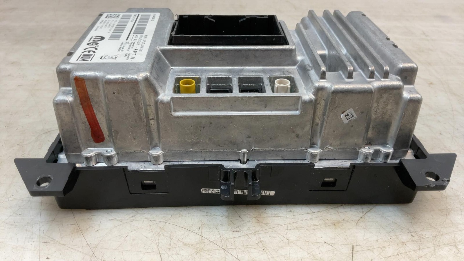 Jeep Wrangler JL OEM 7 in Touchscreen Radio w Trim Panel 68428547AD 2020 106313