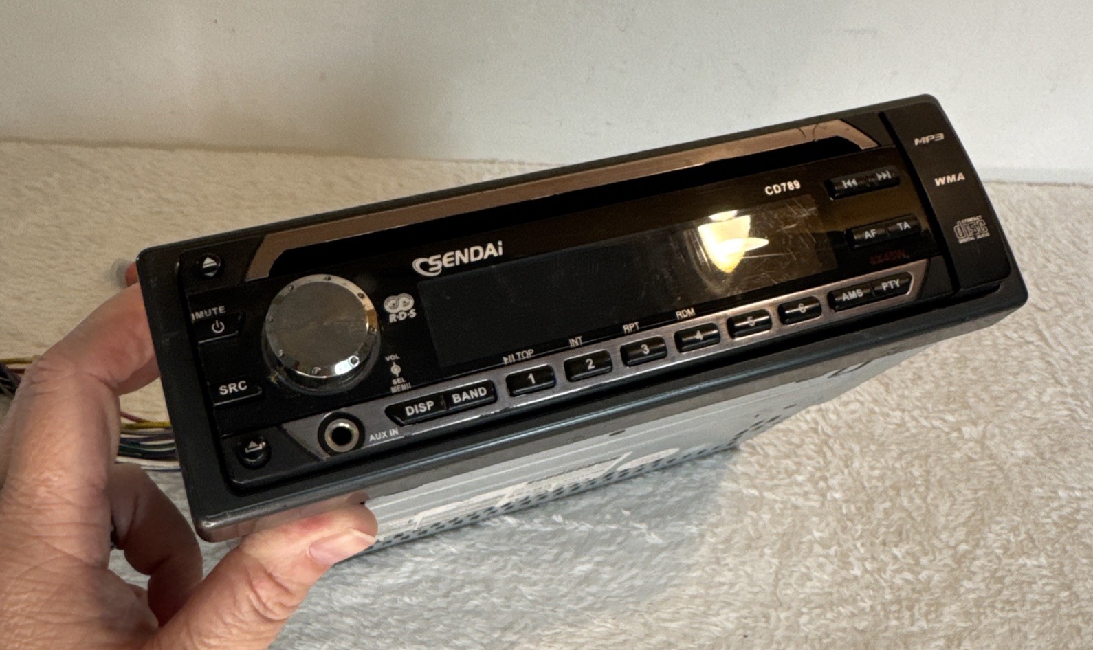 Sendai CD789 Used Car Stereo Head Unit CD/MP3 AM/FM In-Dash Not Tested