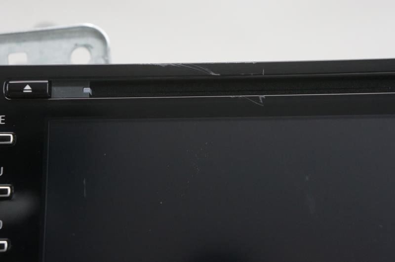 2020 Toyota Sienna Audio CD Screen Display Radio Receiver 86140-08170 OEM