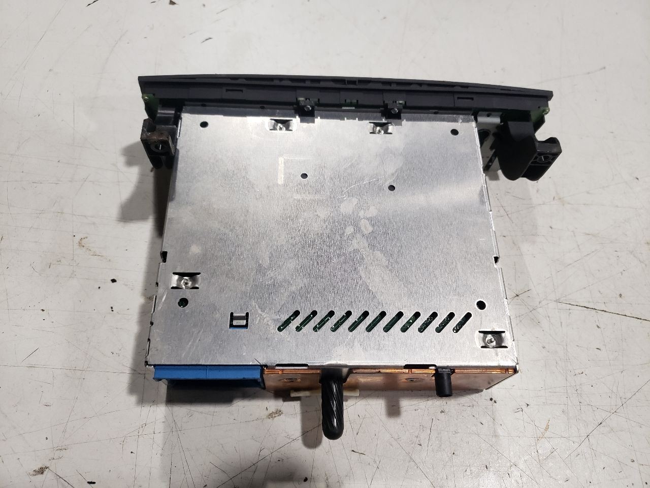 CD Player Radio Receiver – 2010 BMW 135I E82 N54 – 10-11 OEM 9226398