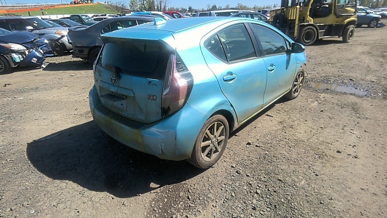 Audio Equipment Radio Prius C VIN B3 7th And 8th Digit Fits 16-17 PRIUS 32467877