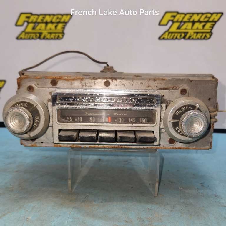 UNTESTED A/M Radio 982249 Fits 1964 OLDSMOBILE 88 1242859