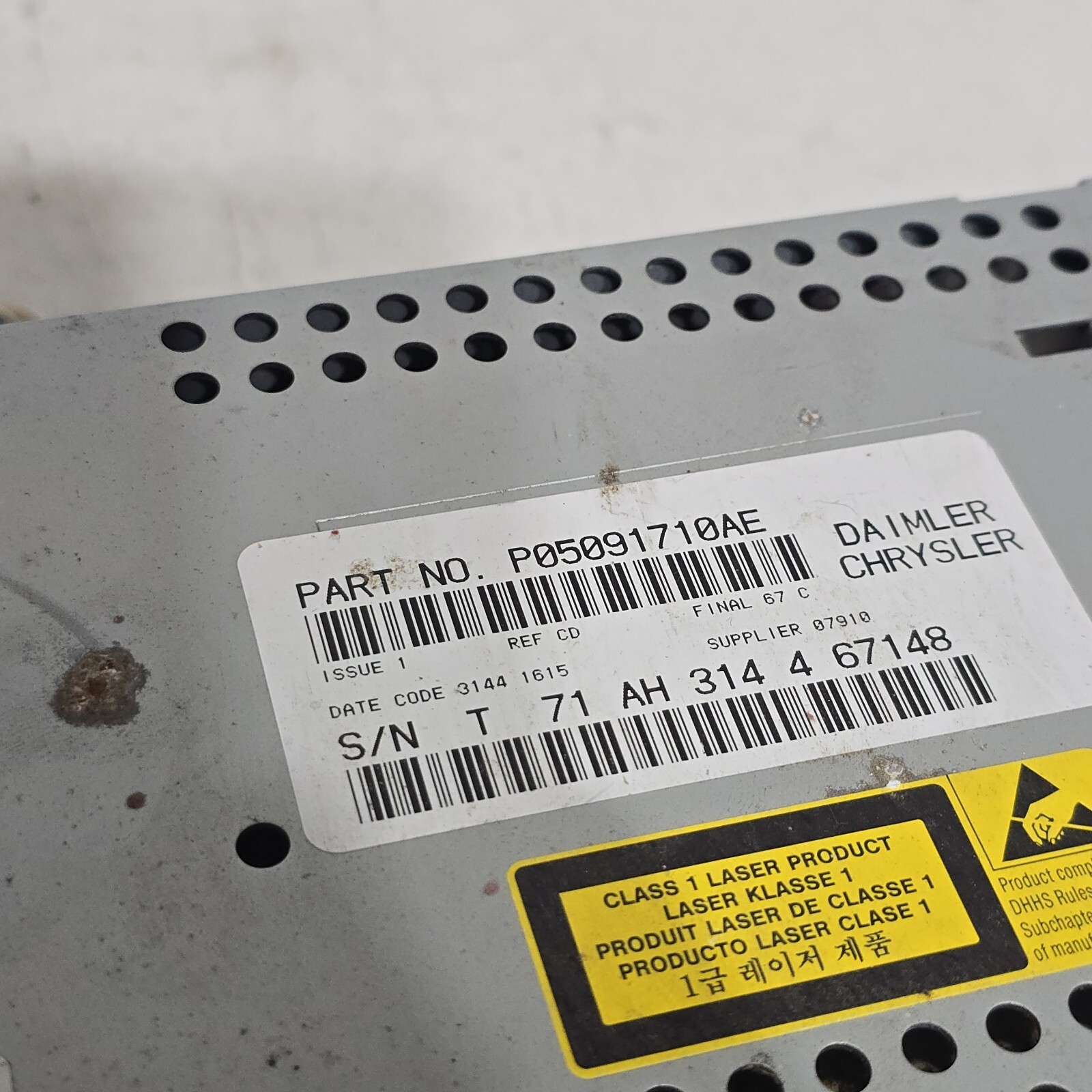 2005-2008 dodge dakota AM/FM CD stereo radio P05091710AE OEM 05 06 07 08
