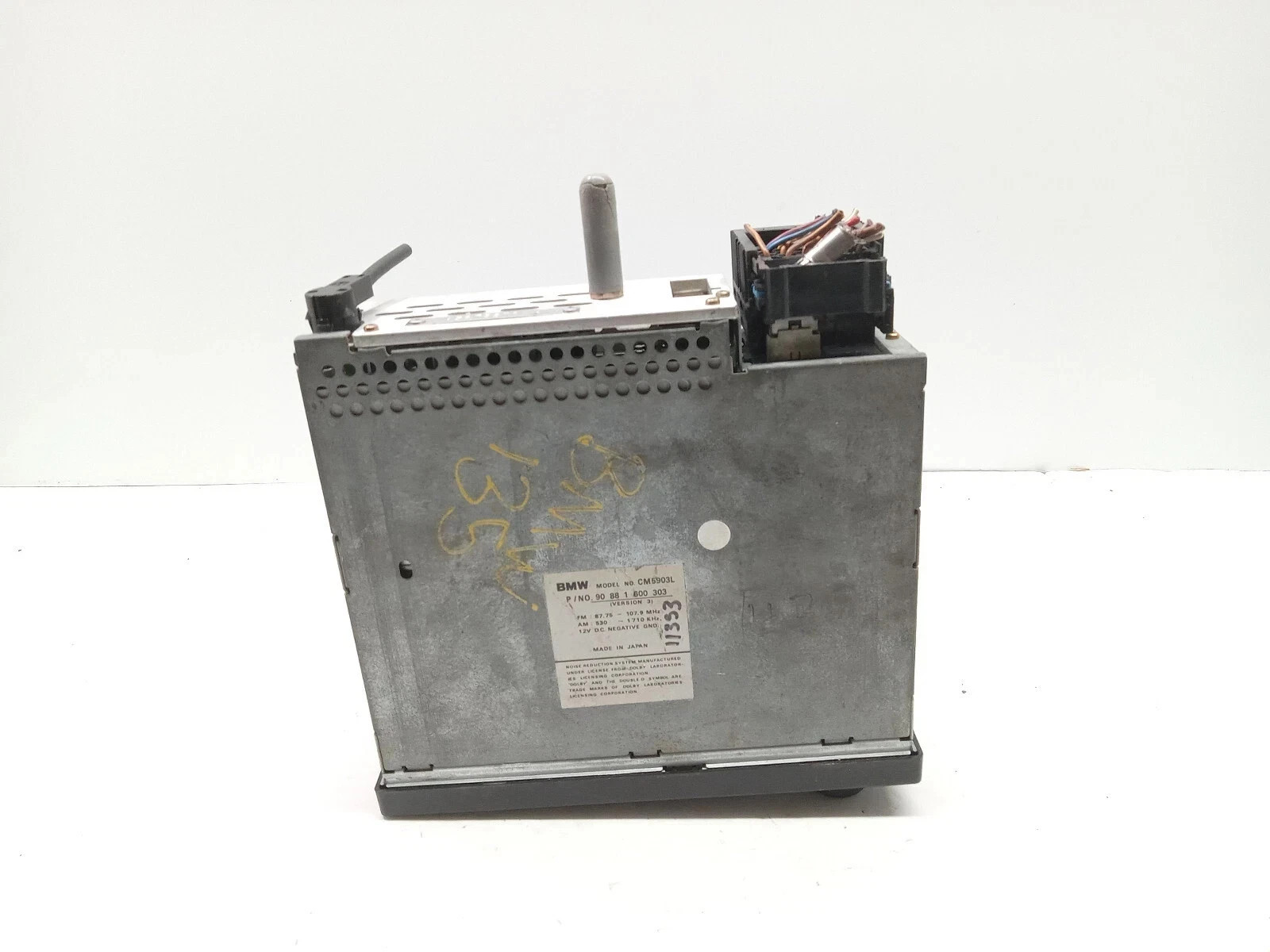 1993 BMW 325I AM-FM STEREO AUDIO RADIO RECEIVER OEM, CM5903L