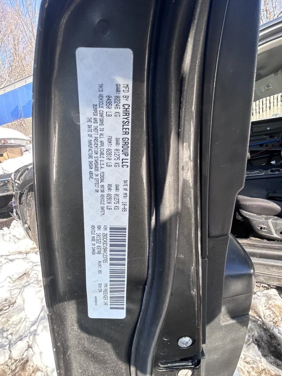 2008-2010 Dodge Dakota Radio AM FM CD-MP3 Face Plate ID RES OEM 1507772