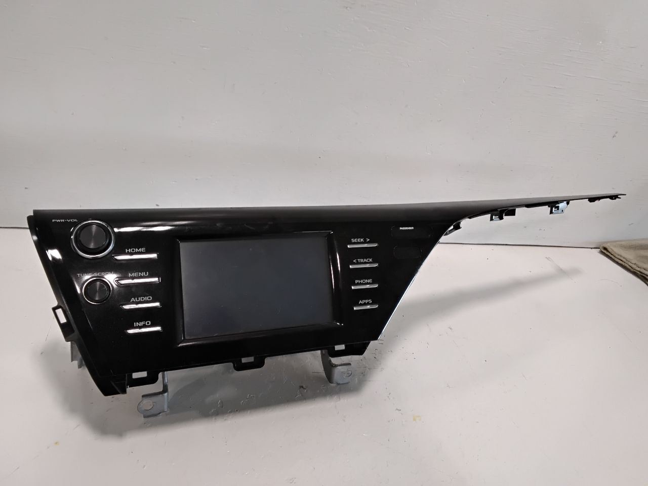 2018 Toyota Camry Radio Display and Receiver ID 86140-06440