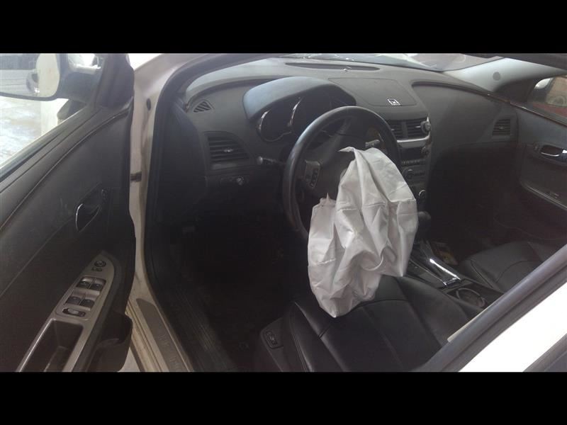 Audio Equipment Radio AM-FM-stereo-CD-MP3-USB Opt Uui Fits 09-12 MALIBU 76631