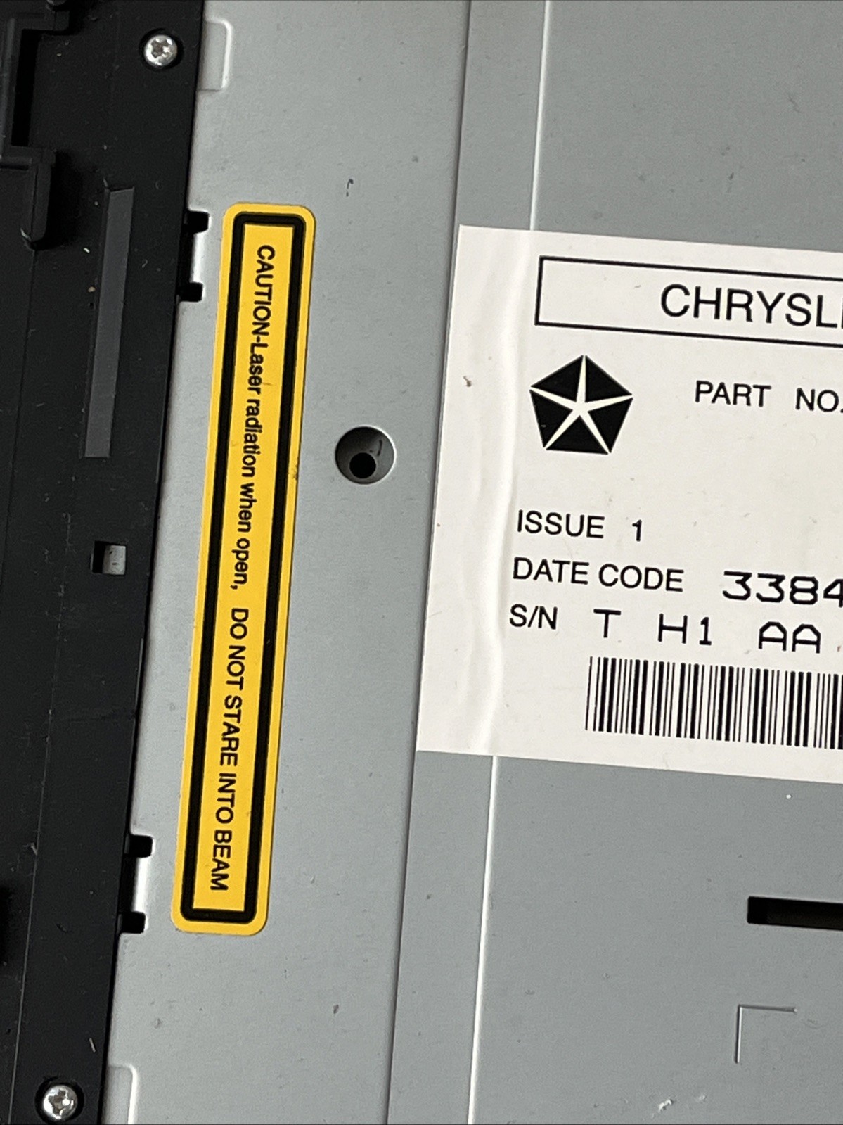 Chrysler Navigation CD MP3 Player Made In Japan In Dec. 2004 Part # P56038646AL