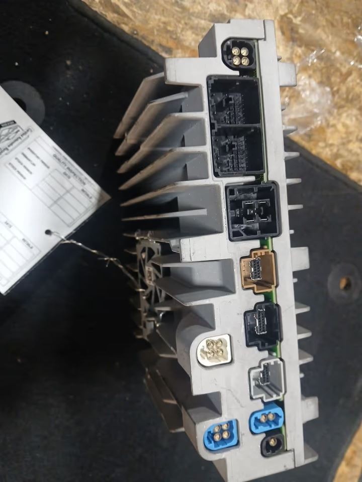 2026 GMC Yukon XL 1500 Audio Equipment Radio 3173135