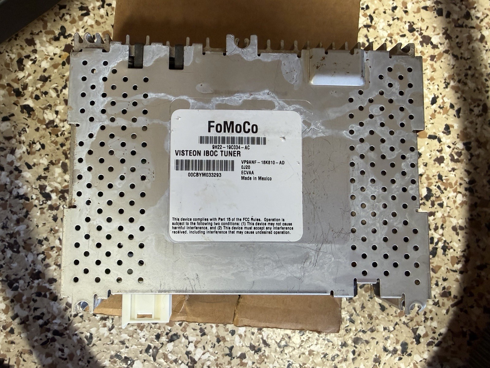 2011 Range Rover HSE Radio Tuner Module for Parts – Not Working