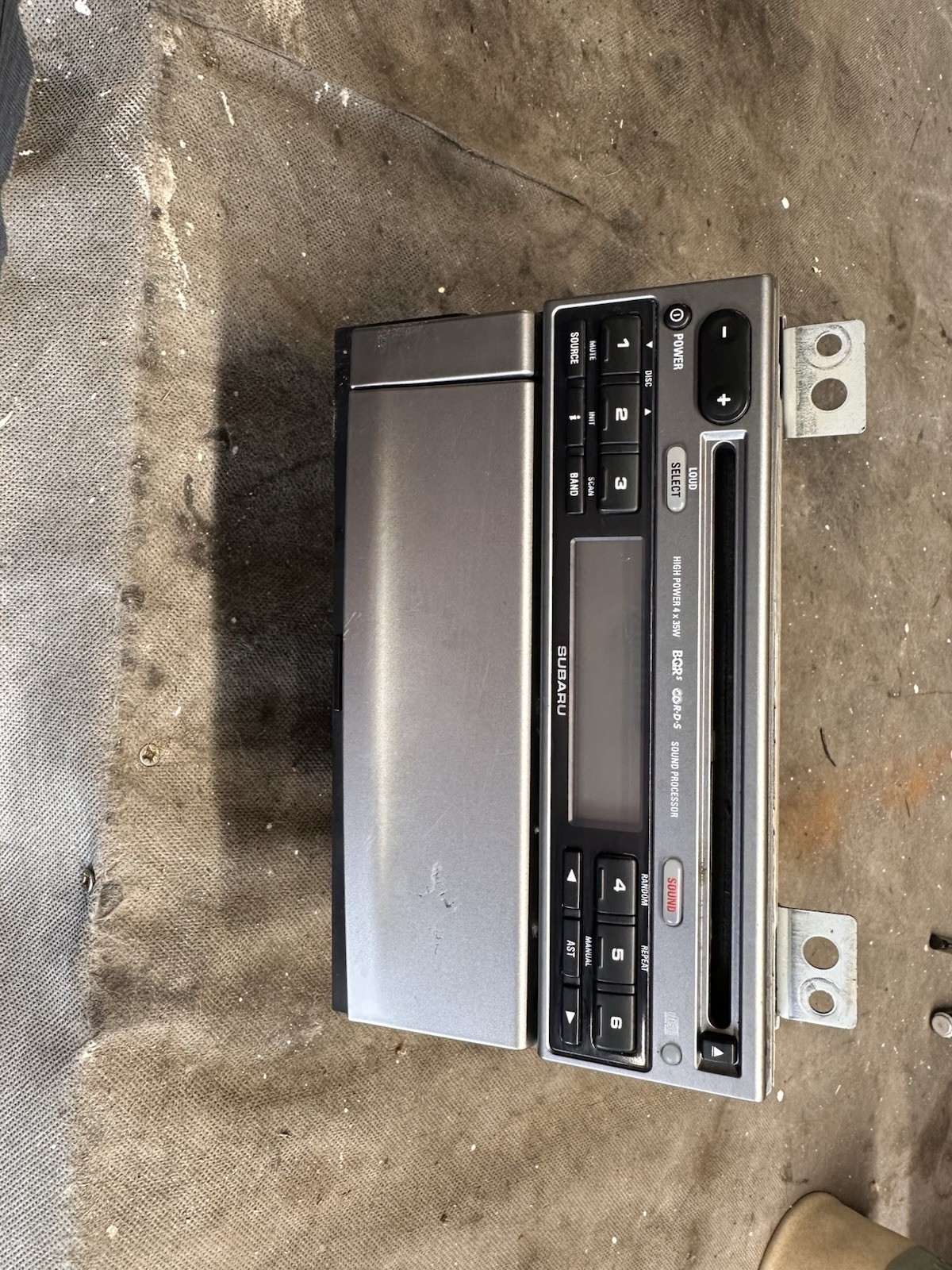 SUBARU FORESTER IMPREZA RADIO CD PLAYER VDO DC643/92F OEM