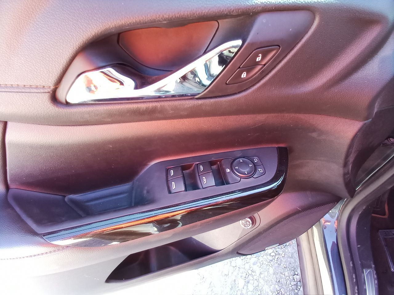 13529869 SD Card Reader USB Port From 2020 GMC Acadia 12221119