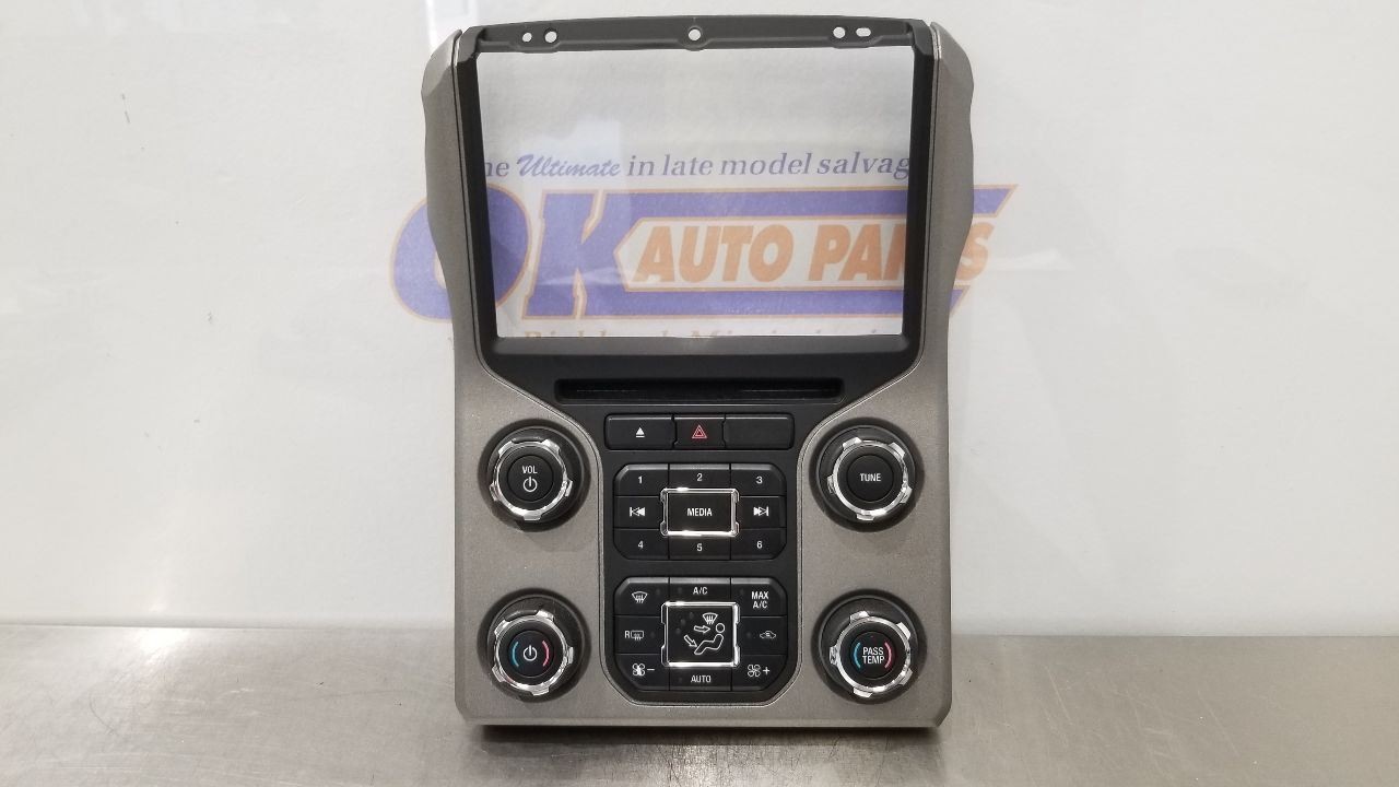 16 FORD F250SD LARIAT RADIO AUDIO AC HEAT TEMPERATURE CONTROL PANEL EC3T18A802FB