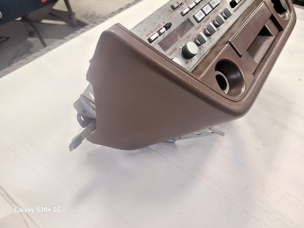 Nissan 79-83 280ZX Radio/Cassette Stereo Console and Ashtray Brown NOT Tested