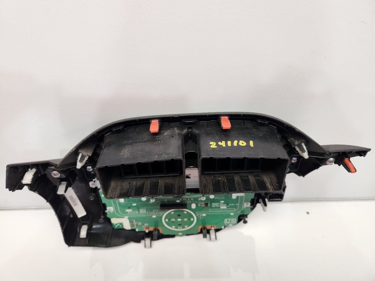 2009-12 Honda Fit (US Market) Radio Control Panel W/O Nav *ONLY* PN: 8413120Z01A