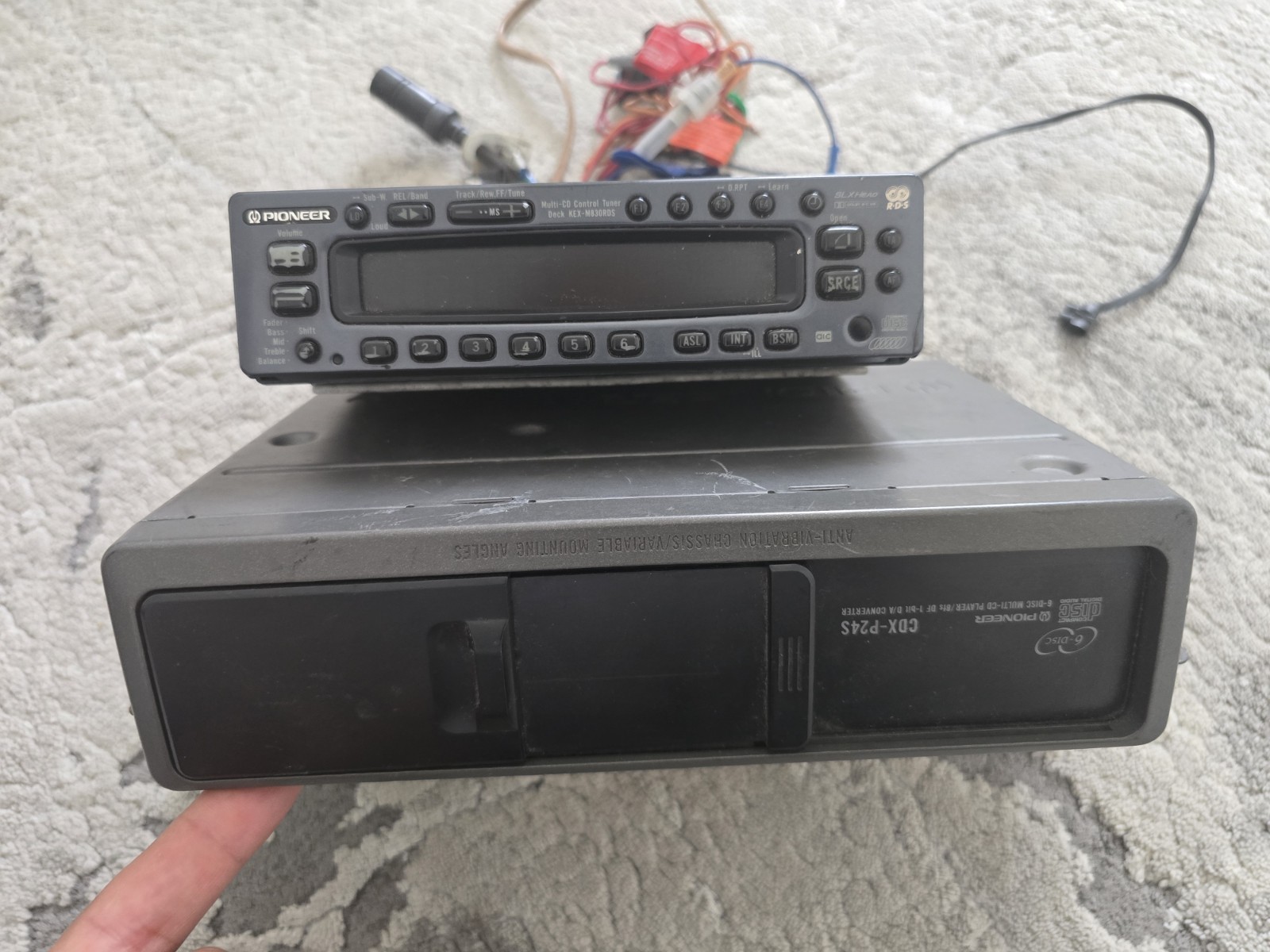 Vintage PIONEER KEX-M830RDS High Spec Cassette Tuner with pioneer cdx-p24s