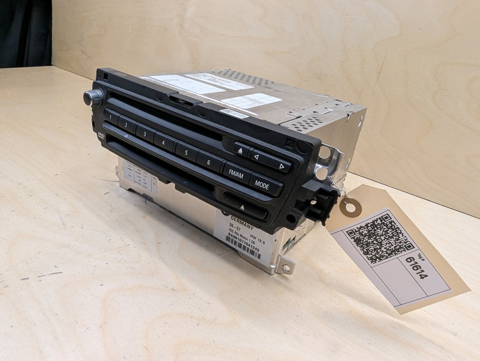 06-08 OEM BMW E90 E92 E93 335 M3 CCC Navigation Headunit CD DVD FM Radio Tuner