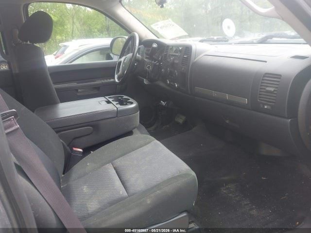Audio Equipment Radio AM-FM-CD-MP3-USB Fits 11-21 EXPRESS 2500 VAN 1354518