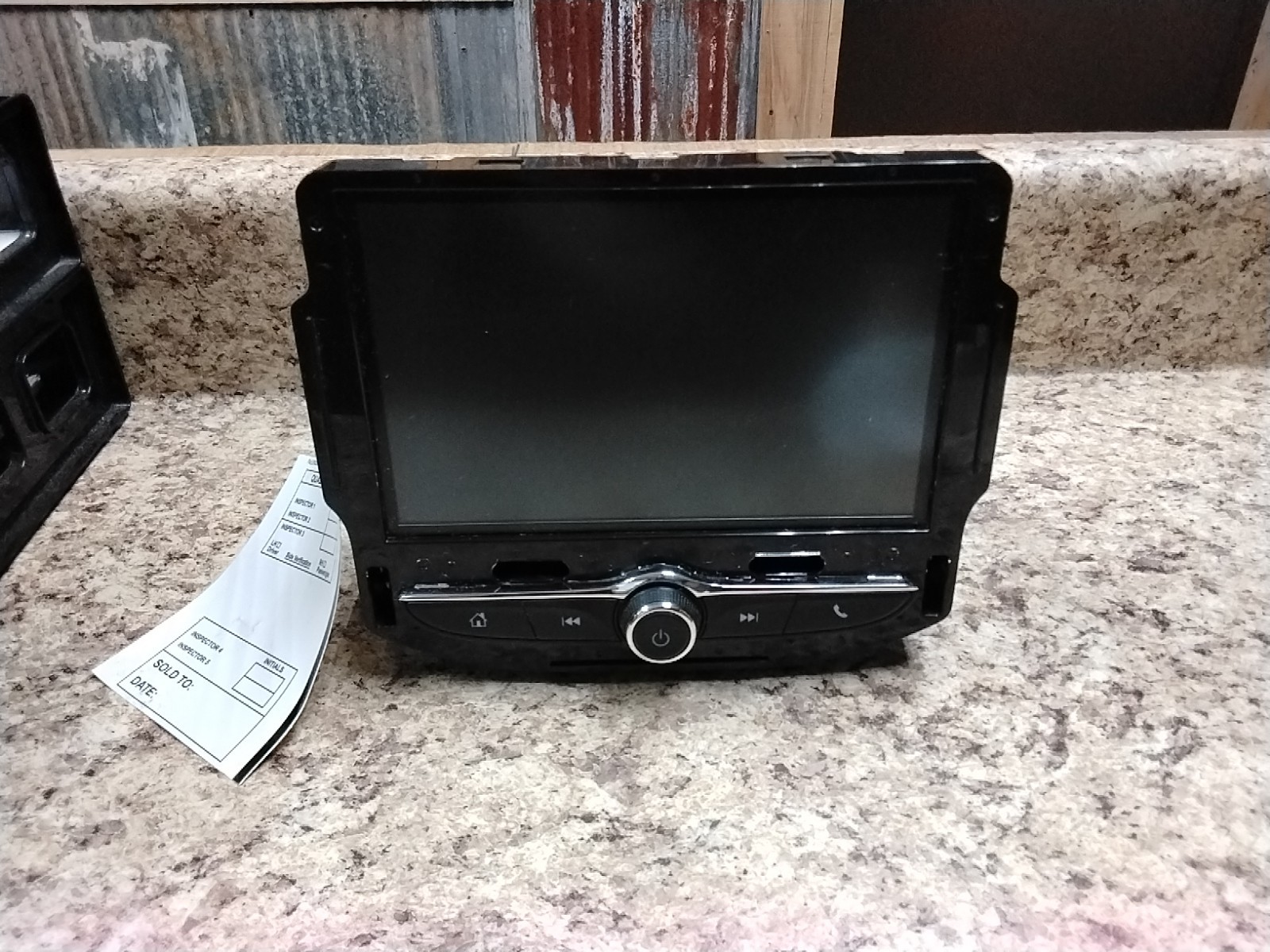 16 CHEVY MALIBU RADIO