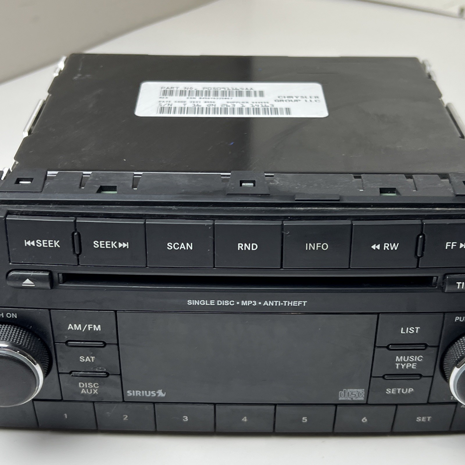 2012 JEEP WRANGLER RADIO CD MP3 PLAYER P05091164AA OEM