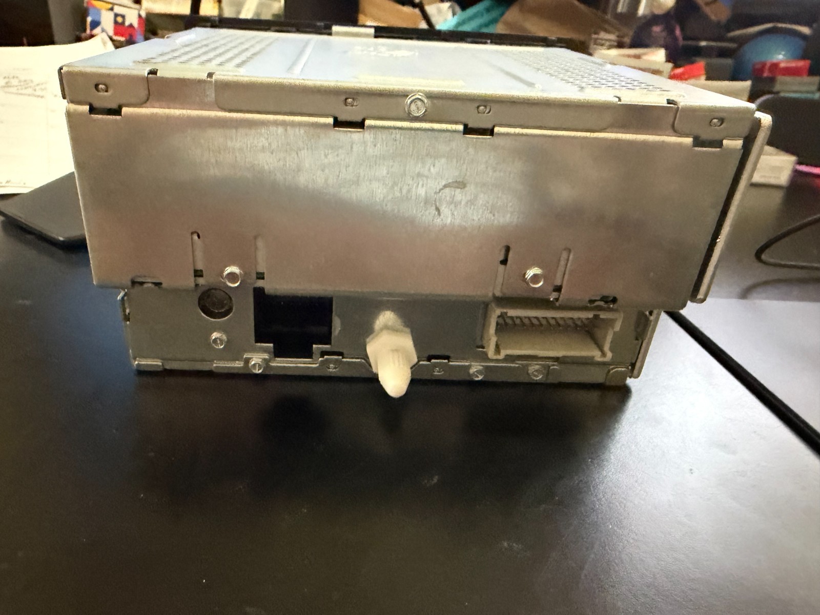 2003-2006 GMC Silverado Sierra Tahoe Yukon Suburban Radio CD Changer