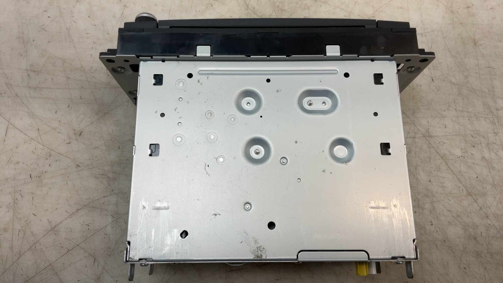Jeep JK Wrangler OEM RHB Touchscreen Radio 68245849AB 2015 167663