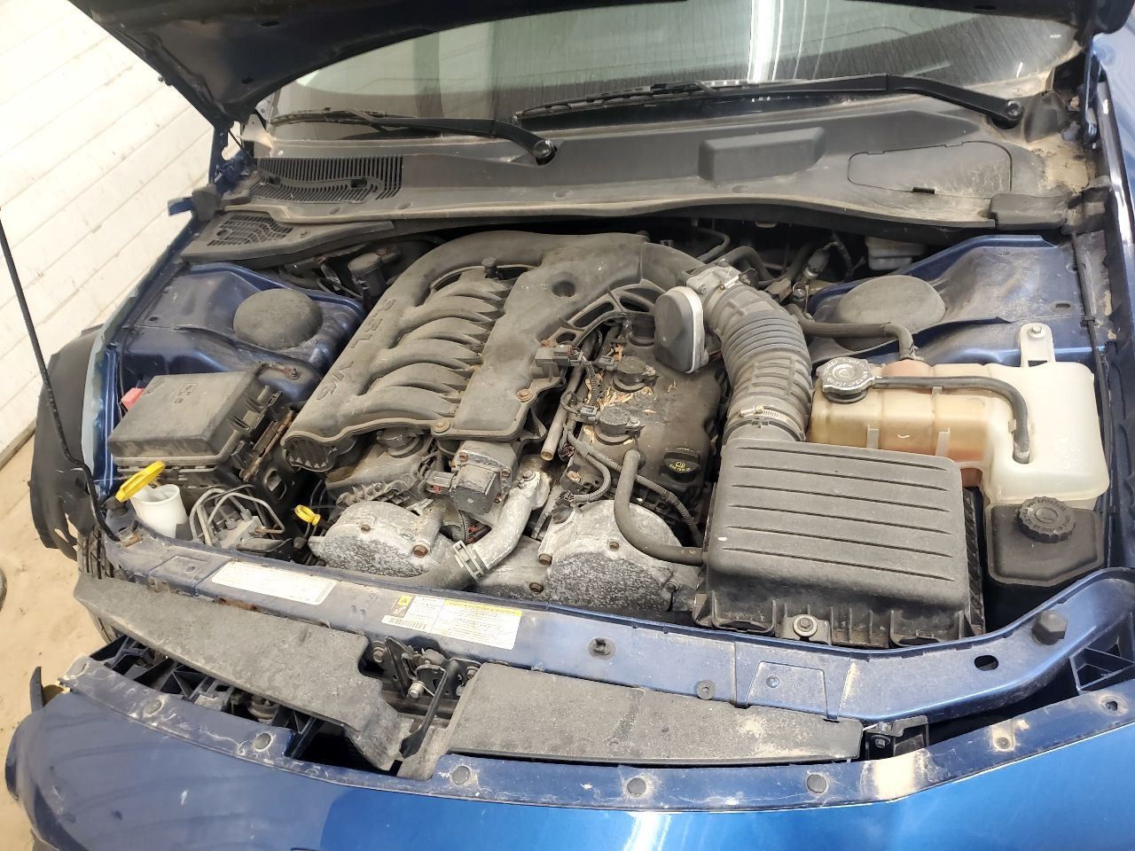 Audio Radio Display And Receiver Radio ID RES Fits 08-10 300 1848436