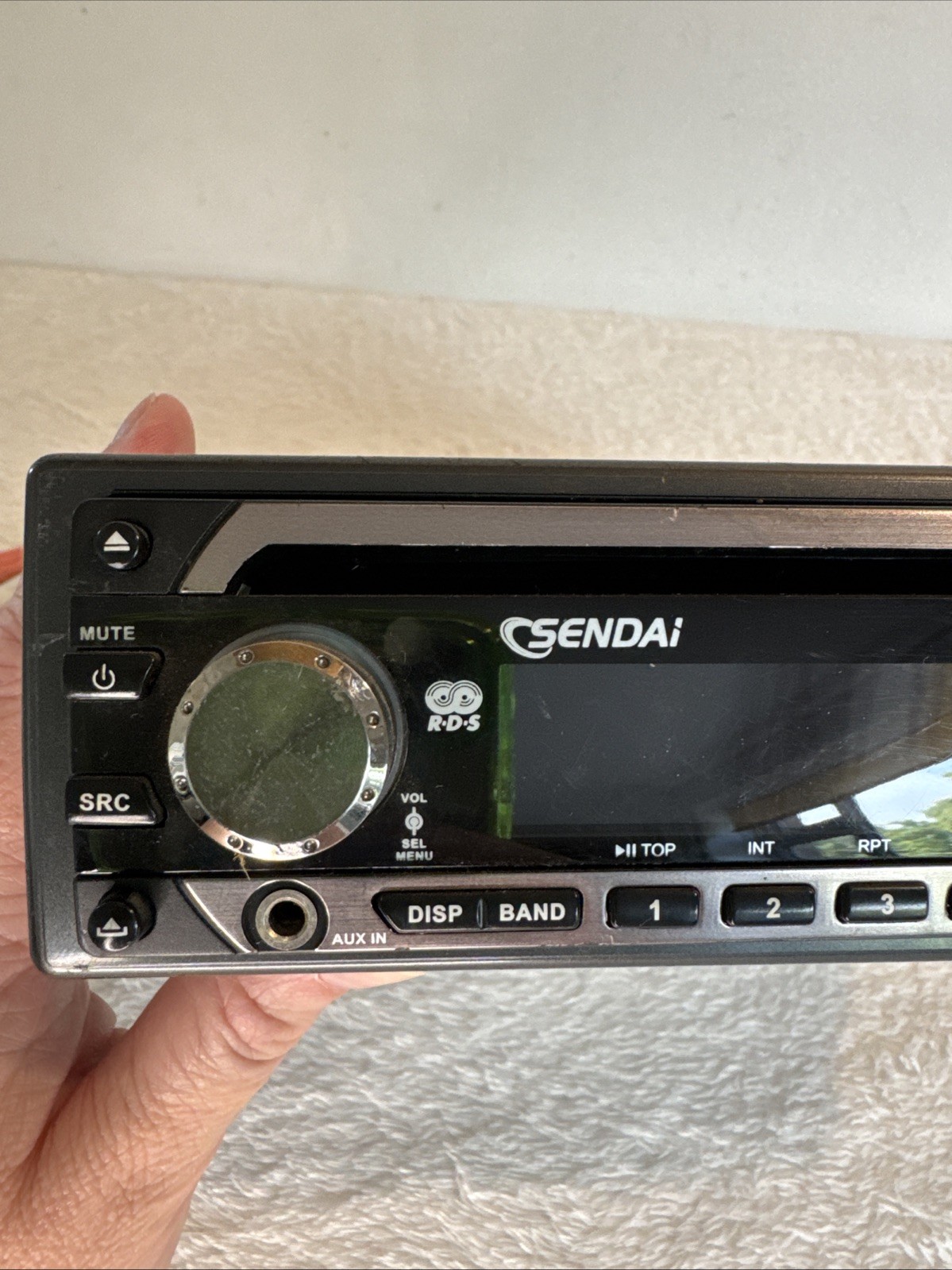 Sendai CD789 Used Car Stereo Head Unit CD/MP3 AM/FM In-Dash Not Tested