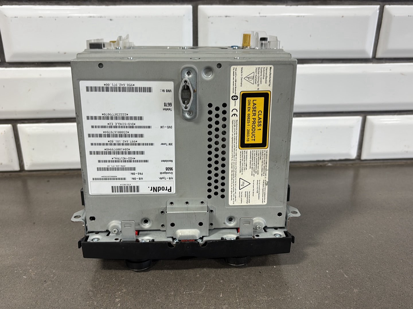 2011 Porsche Cayenne 958 Navigation CD Radio 95864297100 OEM