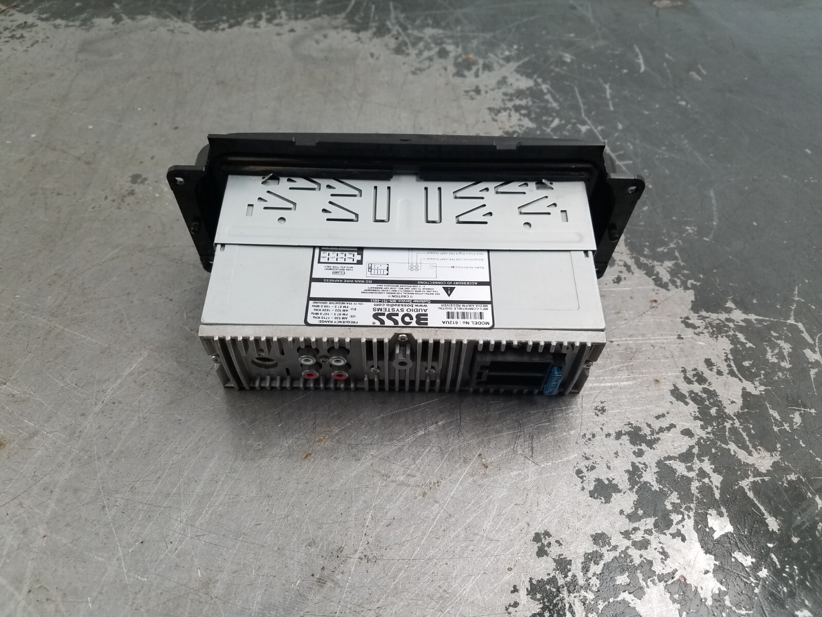 2005 Jeep Wrangler TJ Rubicon 4×4 Boss AM FM CD Radio #9706 K1