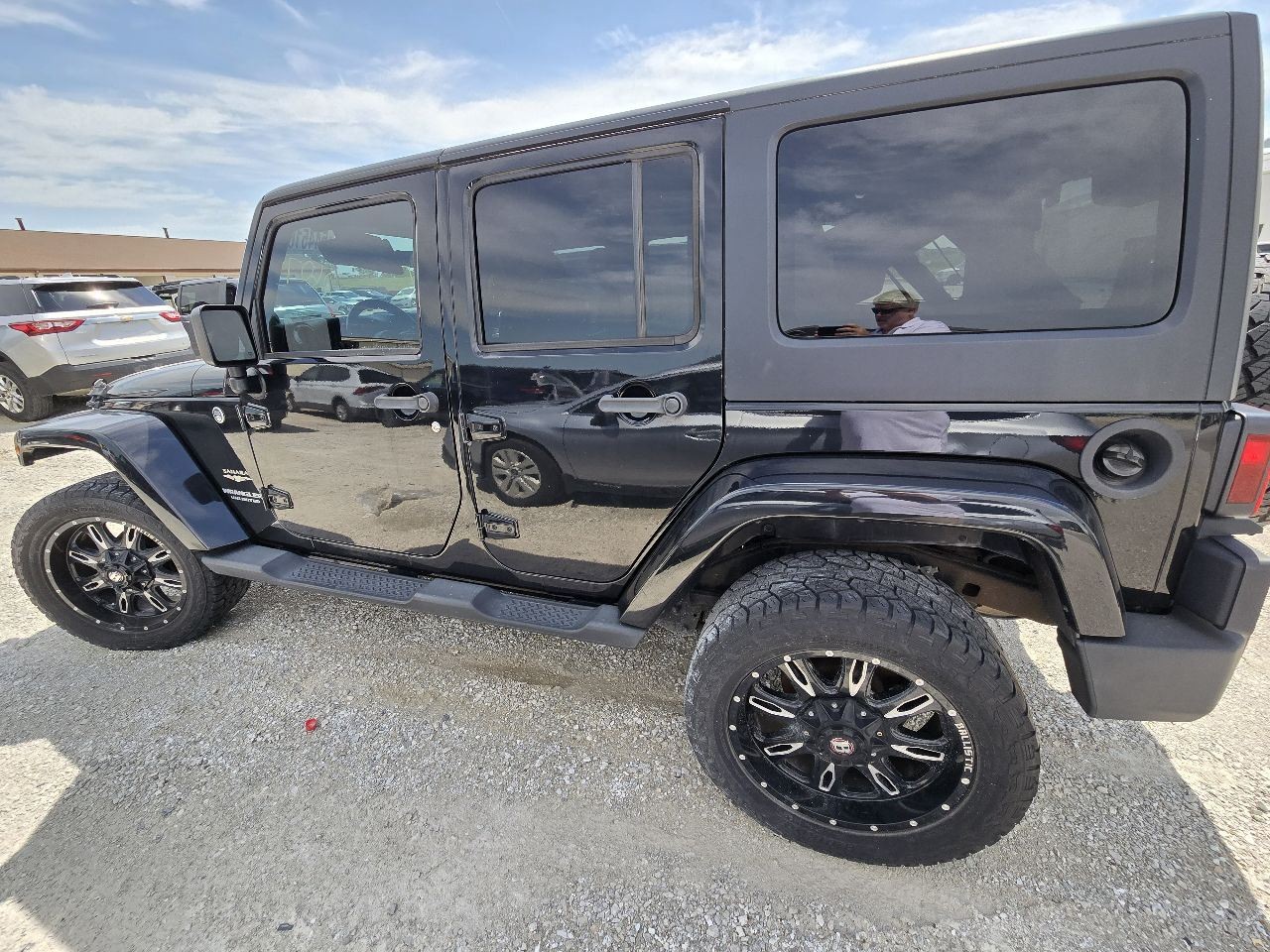 2012 Jeep Wrangler Radio Receiver w/Navigation w/ Satellite Radio