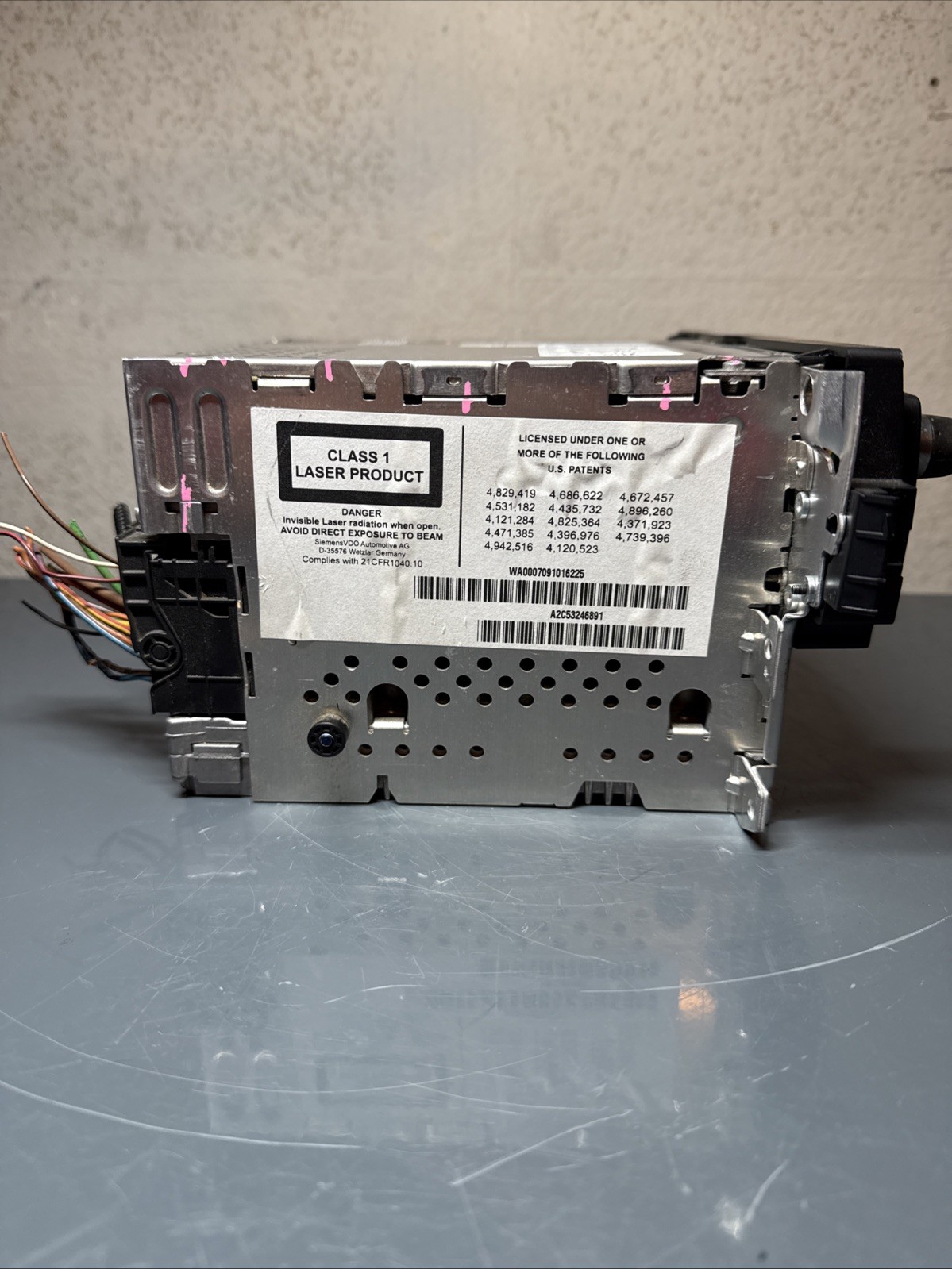 07-08 BMW E90 E91 E93 528 535i Radio Navigation CD DVD CCC Player 65839148017-01
