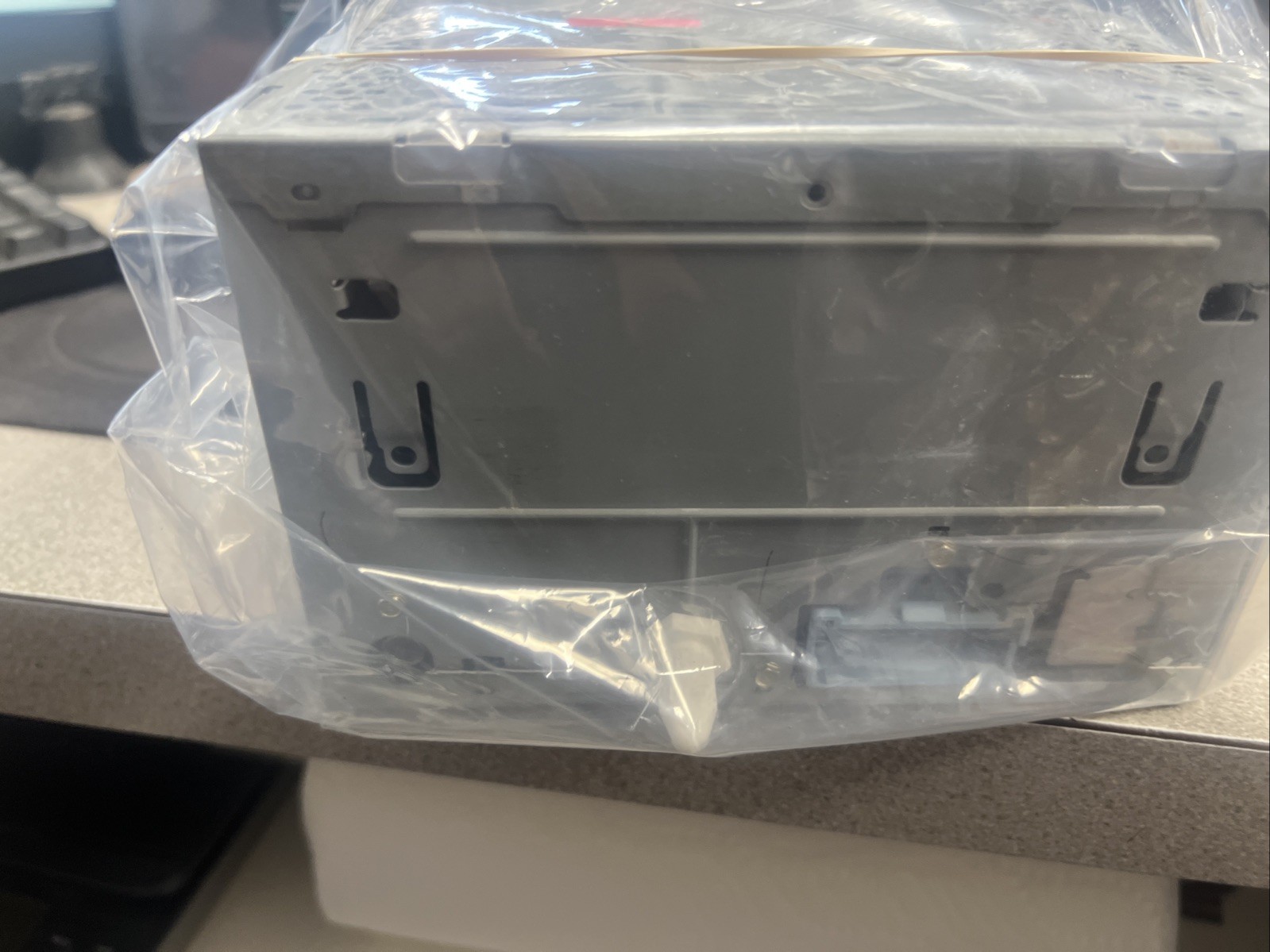 Malibu Max Radio Unknown For Parts And Salvage GM PN 15825303