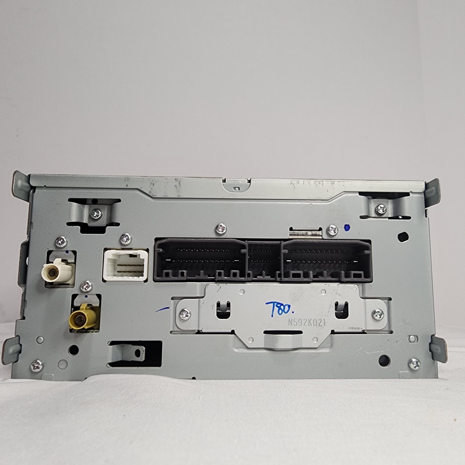 OEM 2011-2018 Jeep Wrangler JK MyGIG RHB 430N Navigation Radio P68368204AA